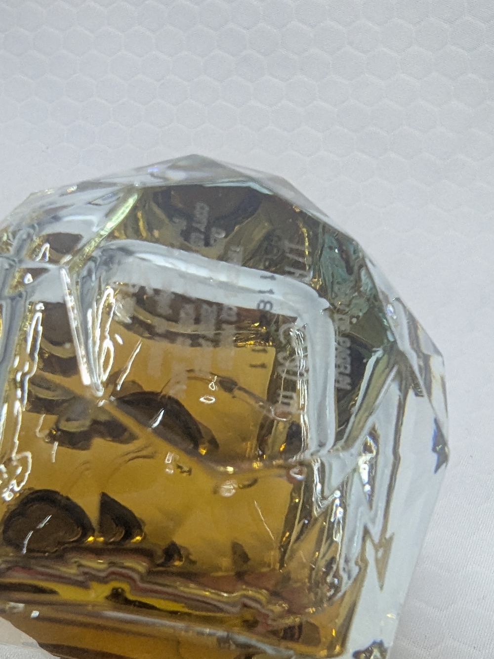 Faceted Glass Perfume Bottle with Amber Fragrance - Picture 2 of 4